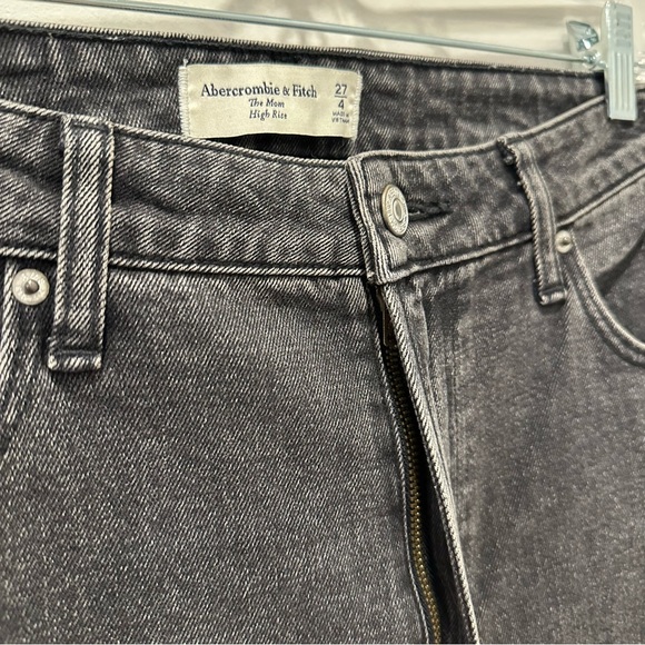 Abercrombie and Fitch The Mom High Rise Black Womens Size 27 Dark Straight Leg - Picture 7 of 16